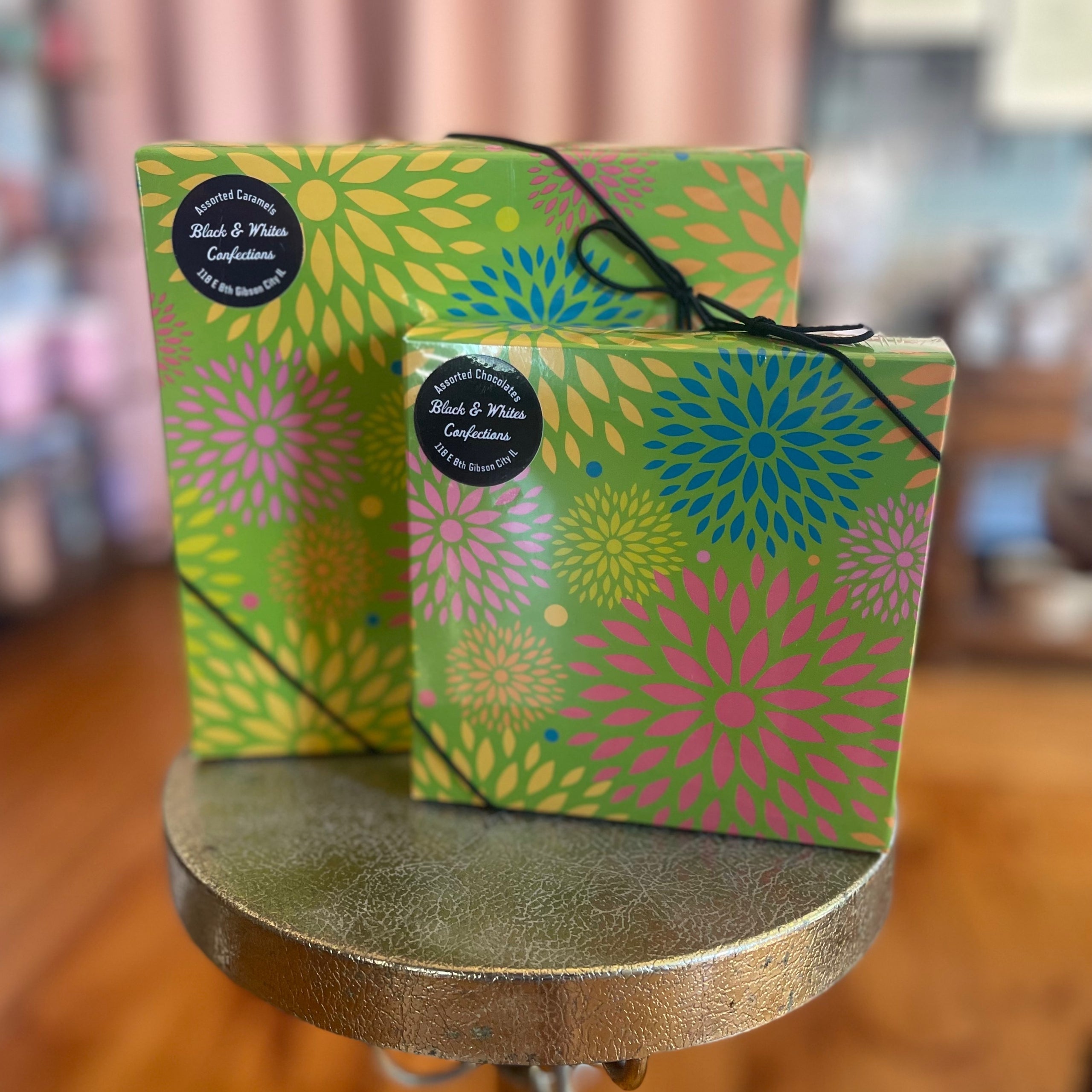 chocolate-dipped-oreos-the-pop-loft-flower-shop-paxton-il